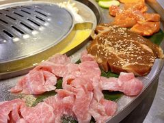 -哈哈碳都·牛肋条无限自助烤肉(台江万达店)