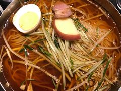 -金明姬铁锅炖(东坝店)