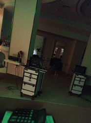 -Mentor Hair Salon