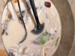 菌汤锅底-云尊府云南菜·蒸汽石锅鱼(学清路店)