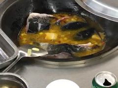 -屯老二农家铁锅炖·行业领军者(梅江店)