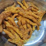 就在江汉路的螺蛳粉，太好吃了，我还要再来一碗！