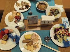 -亚龙湾希尔顿自助餐厅·海鲜·烧烤·沙滩BBQ·现场乐队