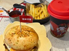 -必胜客(联投东方店)
