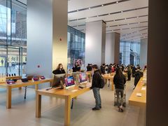 -Apple零售店(华贸购物中心店)