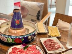 -毛辣果·贵州红酸汤牛肉火锅(西单店)