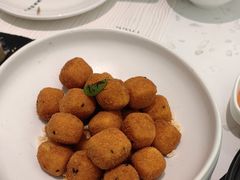 -大树餐厅(万达创始店)