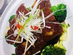 -万重锦·人文川菜馆(骡马市店)