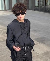-+奈造型设计