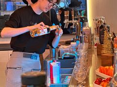 -星巴克臻选(上海合生汇1F店)