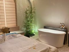 -快乐大桶水养生足浴SPA(前兴路店)