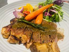 香煎小羊排配普罗旺斯炖菜-娜娜家·Nana's restaurant(国金汇店)