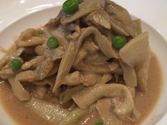 -梅利汴京烤鸭•开封豫菜地标店(东大街店)