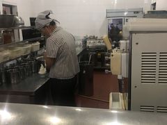 -迎宾楼(解放西街店)