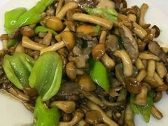 -日照大牌檔•小船海鲜(万平口店)