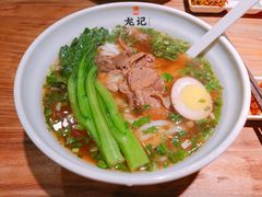 -湘人龙记老长沙米粉(鸟巢店)