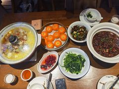 -湘力力小院·鱼汤泡饭(枫林路店)