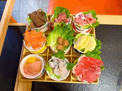 -绣园苏式火锅·开创者·腌笃鲜(大洋百货店)