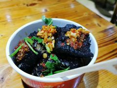 -黑色经典臭豆腐·湖南特产(坡子街店)