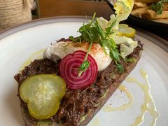 慢煮牛肉温泉蛋吐司-O'mills Sourdough Bakery&Bistro(永嘉路店)