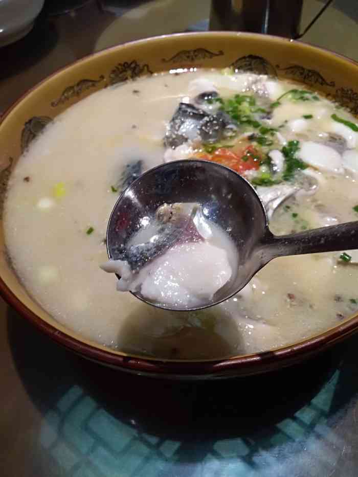 石磨豆花-"价格便宜,豆花鱼量足,不要太鲜美,地皮菜."-大众点评移动版