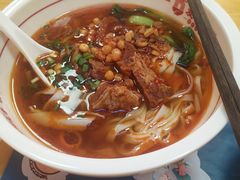 -呷佬·长沙手工米粉(金沙江路店)