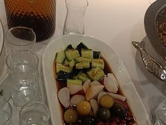 -巴特餐饮6加1音乐餐吧·新疆菜