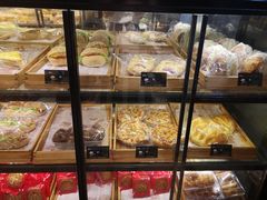 -宏发红西饼屋(天津路店)