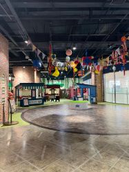 -幻贝家儿童乐园(武汉永旺梦乐城店)