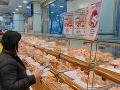 面包甜点陈列柜-新侨三宝乐面包店(崇文门店)
