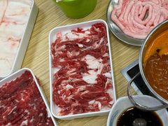 -杨老板·海鲜集市火锅·鲜切牛肉(中防万宝店)