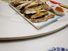 -三江源美食城