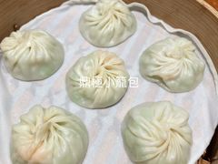丝瓜虾仁小笼包-鼎泰丰(复兴店)