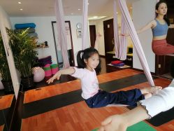 -Yvon yoga 瑜伽·精准体态管理中心