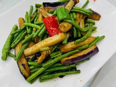 豆角烧茄子-东江酒楼(鼎鑫商务中心店)