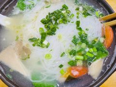 -贵州沾水米线(学田湾店)