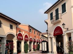 -佛罗伦萨小镇广佛名品奥特莱斯(疏港路店)