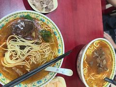 -金杨拉面王小吃面馆·牛三宝面·红烧牛肉粉