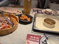 -尚尚仙·酸汤猪手·猪肚鸡火锅(华联万柳购物中心店)