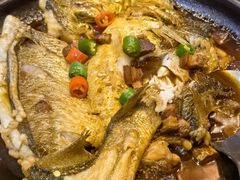 干烧大黄鱼-满乡小馆