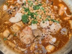 -张翻越·川渝冒菜·武汉黑鸭煲(城北万象城店)