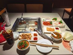 -海底捞火锅鲜切牛肉主题店(长寿路店)