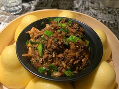 小炒肉配窝窝头-绿茶餐厅(首开福茂店)
