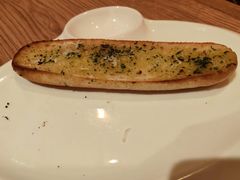 -玛格萝妮比萨屋(四平店)
