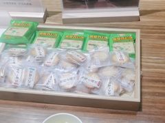 -雅享养生·中医调理·筋骨艾灸(广兰路店)