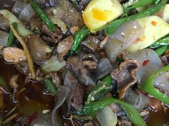 -一品红烧鸭特色川菜(三岔湖店)
