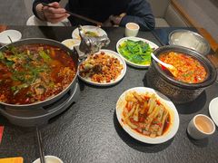 -万重锦·人文川菜馆(骡马市店)