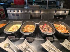 自助取餐区-OPEN開全日自助餐厅·牛肉火锅·海鲜(佛山希尔顿酒店)