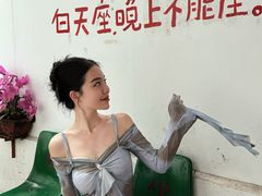 -溪岸路花鸟市场