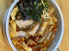 -丽丽三鲜螺蛳粉(田林路店)